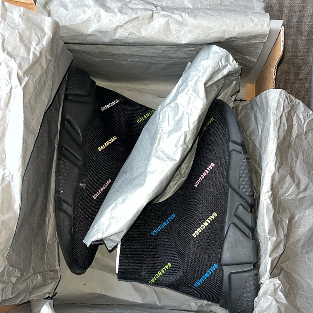 Pristine condition Balenciaga sneakers
